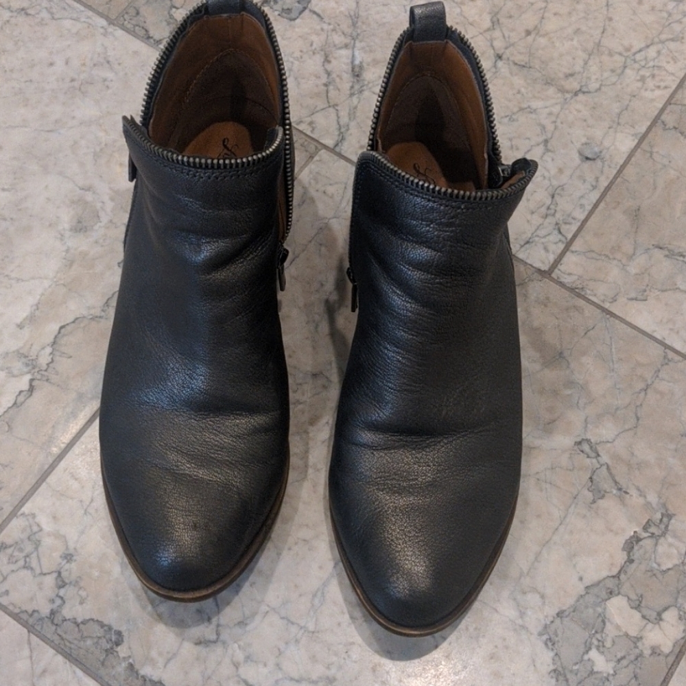 Lucky Brand silver gray zip ankle boots